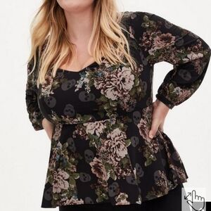 🆕️☠️SKULL & FLORAL PEPLUM CREPE SWEETHEART BLOUSE☠️